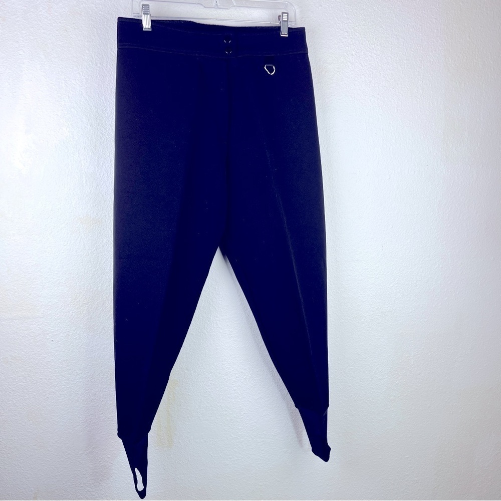 SNUGGLER SKI WEAR BY KAELIN Black stirrups. Size 14 Reg. Zip fly and two hooks.